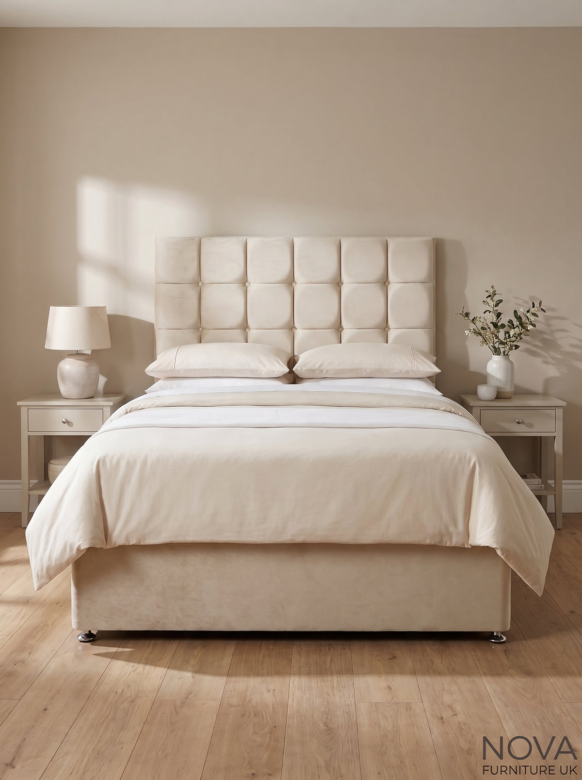 Chesterfield Buttoned Divan Bed