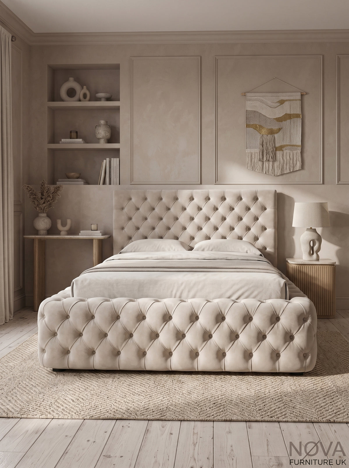 Monarch Ambassador Bed